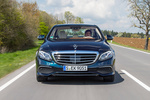 Mercedes-Benz Clase E E 220 d Berlina Gama Clase E Turismo Kallaite Green Exterior Frontal 4 puertas