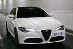 Alfa Romeo Giulia Gama Giulia Gama Giulia Turismo Exterior Lateral-Frontal 4 puertas