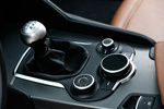 Alfa Romeo Giulia Gama Giulia Gama Giulia Turismo Interior Palanca de Cambios 4 puertas