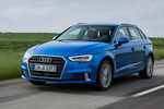 Audi A3 Gama A3 Sportback S-line A3 Sportback Turismo Azul Ara Exterior Frontal-Lateral 5 puertas