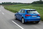 Audi A3 Gama A3 Sportback S-line A3 Sportback Turismo Azul Ara Exterior Lateral-Posterior 5 puertas