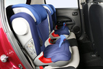 Mitsubishi Space Star 1.2 80 CV Kaiteki Turismo Interior Silla infantil 5 puertas