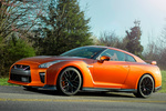 Nissan GT-R Gama GT-R Gama GT-R Coup&eacute; Katsura Orange Exterior Frontal-Lateral 2 puertas