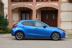 Mazda Mazda2 1.5 SKYACTIV-G 90 CV Luxury Turismo Dynamic Blue Exterior Lateral 5 puertas
