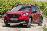 Peugeot 2008 1.2 PureTech 130 S&S GT Line Todo terreno Rojo Ultimate Exterior Frontal-Lateral 5 puertas