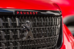 Peugeot 2008 GT Line Todo terreno Rojo Ultimate Exterior Parrilla 5 puertas