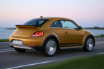 Volkswagen Beetle 2.0 TDI 150 CV Dune Turismo Sandstorm Yellow Metallic Exterior Lateral-Posterior 3 puertas