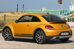 Volkswagen Beetle 2.0 TDI 150 CV Dune Turismo Sandstorm Yellow Metallic Exterior Lateral-Posterior 3 puertas