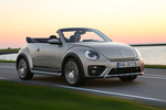 Volkswagen Beetle 2.0 TDI 110 CV Dune Descapotable White Silver Metallic Exterior Lateral-Frontal 3 puertas