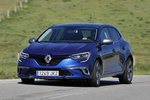 Renault M&eacute;gane TCe 205 GT Turismo Azul Rayo Exterior Lateral-Frontal 5 puertas