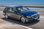 Mercedes-Benz Clase E Gama Clase E Estate Exclusive Estate Turismo familiar Cavansitblau Exterior Lateral-Frontal 5 puertas