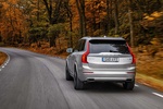 Volvo XC90 T8 Twin Hybrid (Polestar Performance Optimisation) Inscription Todo terreno Plata Metalizado Exterior Posterior 5 puertas