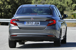 Fiat Tipo 1.6 Multijet 120 CV Opening Edition Plus Turismo Gris Colosseo Exterior Posterior 4 puertas