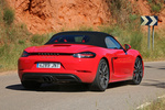 Porsche 718 Boxster S Boxster S Descapotable Rojo Guardia Exterior Posterior-Lateral 2 puertas