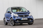 smart fortwo BRABUS BRABUS Turismo Blue darknight Exterior Lateral-Frontal 3 puertas