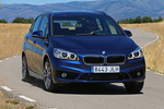 BMW Serie 2 Active Tourer 225xe iPerformance Gama Active Tourer Monovolumen Mediterranblau Exterior Lateral-Frontal 5 puertas