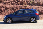 BMW Serie 2 Active Tourer 225xe iPerformance Gama Active Tourer Monovolumen Mediterranblau Exterior Lateral 5 puertas