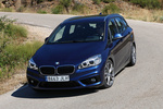 BMW Serie 2 Active Tourer 225xe iPerformance Gama Active Tourer Monovolumen Mediterranblau Exterior Frontal-Lateral 5 puertas