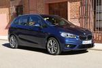 BMW Serie 2 Active Tourer 225xe iPerformance Gama Active Tourer Monovolumen Mediterranblau Exterior Lateral-Frontal 5 puertas