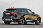 Jaguar F-PACE 3.0 TDV6 300 CV AWD First Edition Todo terreno Ultimate Black Exterior Posterior-Lateral 5 puertas