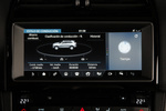 Jaguar F-PACE 3.0 TDV6 300 CV AWD First Edition Todo terreno Interior Pantalla sistema multimedia 5 puertas