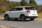 SsangYong XLV D16T 115 CV Limited Monovolumen Grand White Exterior Lateral-Posterior 5 puertas