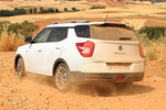 SsangYong XLV D16T 115 CV Limited Monovolumen Grand White Exterior Lateral-Posterior 5 puertas