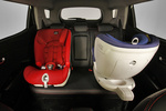 SsangYong XLV D16T 115 CV Limited Monovolumen Grand White Interior Silla infantil 5 puertas