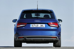 Audi A1 1.0 TFSI 95 CV S tronic Attraction Turismo Azul scuba metalizado Exterior Posterior 5 puertas
