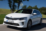 KIA Optima GT GT Turismo familiar Snow White Exterior Frontal-Lateral 5 puertas