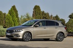 Fiat Tipo 1.6 Multijet 120 CV Lounge Turismo Exterior Lateral 5 puertas