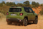 Jeep Renegade 2.0 MultiJet 140 CV 4x4 Auto Active Drive Low 75 Aniversario Todo terreno Verde Jungla Exterior Posterior-Lateral 5 puertas