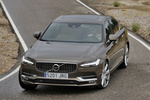 Volvo S90 D5 AWD Aut. Inscription Turismo Bronce metalizado Exterior Frontal-Lateral 4 puertas