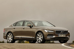 Volvo S90 D5 AWD Aut. Inscription Turismo Bronce metalizado Exterior Lateral-Frontal 4 puertas