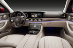 Mercedes-Benz Clase E E 220 d 4MATIC All-Terrain All-Terrain Turismo familiar Interior Salpicadero 5 puertas