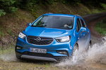 Opel Mokka X Gama Mokka X Gama Mokka X Todo terreno Azul Bah&iacute;a Exterior Frontal-Lateral 5 puertas
