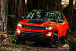 Jeep Compass Trailhawk Trailhawk Todo terreno Exterior Frontal-Lateral 5 puertas