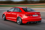 Audi A3 RS 3 Sedan RS 3 Sedan Turismo Catalunya red Exterior Lateral-Posterior 4 puertas