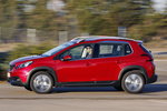 Peugeot 2008 1.6 BlueHDI 100 Allure Todo terreno Rojo Ultimate Exterior Lateral 5 puertas