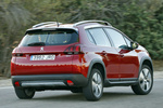 Peugeot 2008 1.6 BlueHDI 100 Allure Todo terreno Rojo Ultimate Exterior Posterior-Lateral 5 puertas