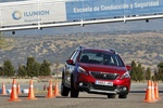 Peugeot 2008 1.6 BlueHDI 100 Allure Todo terreno Rojo Ultimate Exterior Frontal 5 puertas