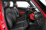 MINI MINI Cooper S (Paquete John Cooper Works interior) Cooper S (Paquete John Cooper Works interior) Turismo Interior Asientos 5 puertas
