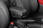 MINI MINI Cooper S (Paquete John Cooper Works interior) Cooper S (Paquete John Cooper Works interior) Turismo Interior Reposabrazos 5 puertas