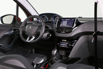 Peugeot 2008 1.6 BlueHDI 100 Allure Todo terreno Interior Salpicadero 5 puertas