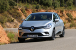 Renault Clio dCi 90 EDC Zen Turismo Gris Platino Exterior Frontal-Lateral 5 puertas