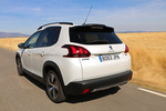 Peugeot 2008 1.2 PureTech 130 S&S GT Line Todo terreno Blanco Nacarado Exterior Lateral-Posterior 5 puertas