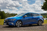 Renault M&eacute;gane TCe 205 EDC GT Turismo familiar Azul Rayo Exterior Frontal-Lateral 5 puertas