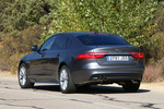 Jaguar XF 2.0 Diesel 180 CV AWD Aut. R-Sport Turismo Storm Grey Exterior Lateral-Posterior 4 puertas