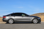 Jaguar XF 2.0 Diesel 180 CV AWD Aut. R-Sport Turismo Storm Grey Exterior Lateral 4 puertas