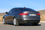 Jaguar XF 2.0 Diesel 180 CV AWD Aut. R-Sport Turismo Storm Grey Exterior Lateral-Posterior 4 puertas